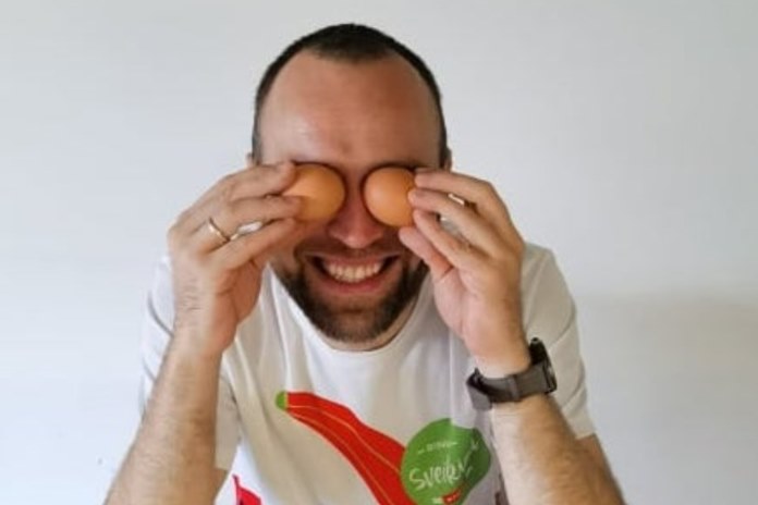 Simonas Urbonas dalijasi trimis nebrangiais ir paprastais receptais iš kiaušinių